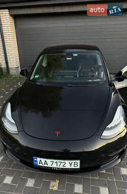 Tesla Model 3 2018