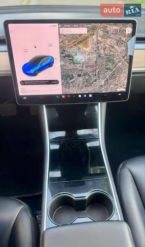 Седан Tesla Model 3 2018 в Києві