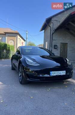Седан Tesla Model 3 2018 в 