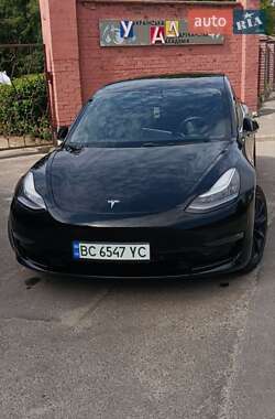 Седан Tesla Model 3 2019 в 