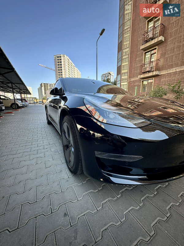 Седан Tesla Model 3 2021 в Одесі