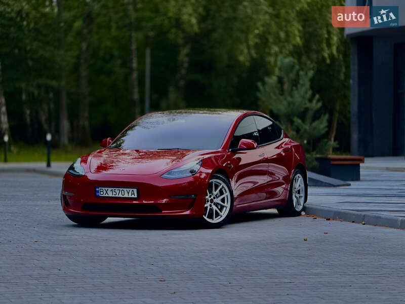 Седан Tesla Model 3 2021 в Тернополе фото 22 Седан Tesla Model 3 2021 в Тернополе