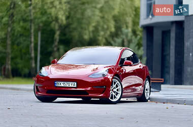 Седан Tesla Model 3 2021 в Тернополі
