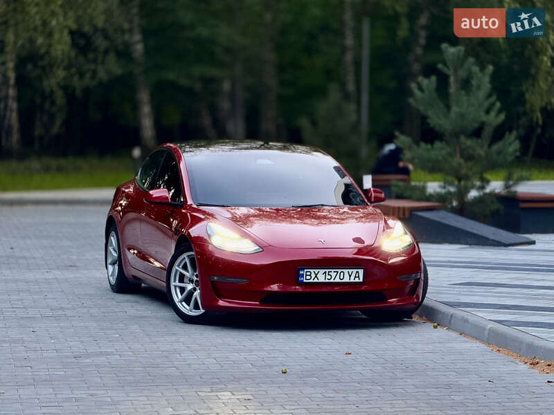 Седан Tesla Model 3 2021 в Тернополе фото 36 Седан Tesla Model 3 2021 в Тернополе