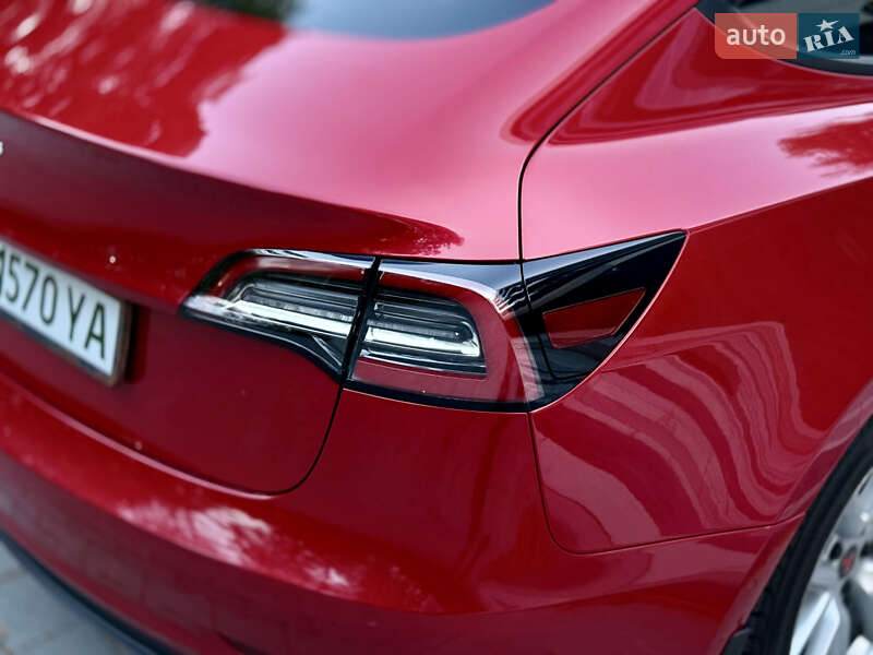 Седан Tesla Model 3 2021 в Тернополе фото 42 Седан Tesla Model 3 2021 в Тернополе
