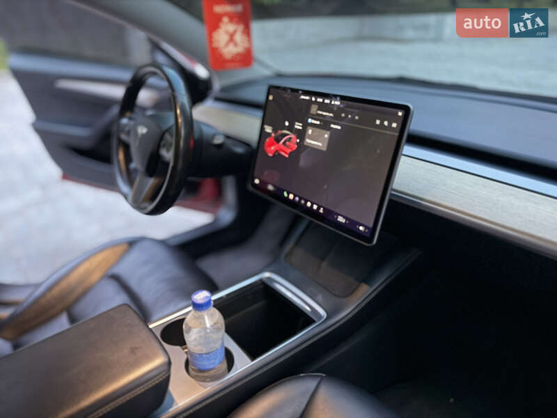 Седан Tesla Model 3 2021 в Тернополе фото 68 Седан Tesla Model 3 2021 в Тернополе
