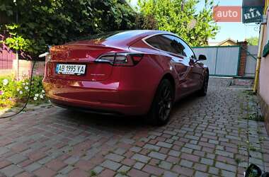 Седан Tesla Model 3 2019 в Виннице