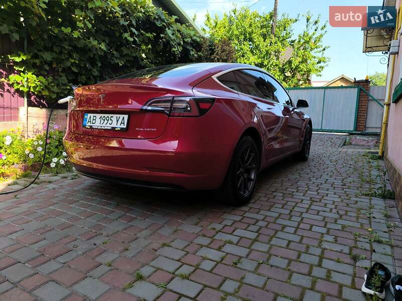 Tesla Model 3 2019