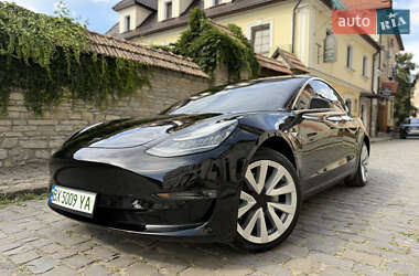 Седан Tesla Model 3 2018 в Кам'янець-Подільському