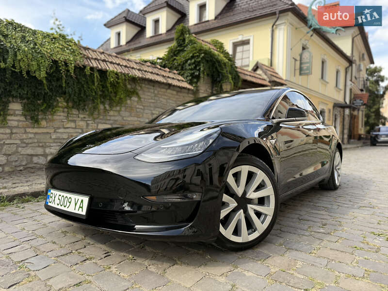 Tesla Model 3 2018