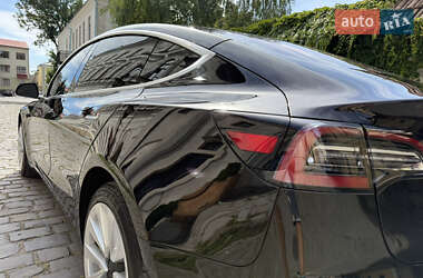 Седан Tesla Model 3 2018 в 