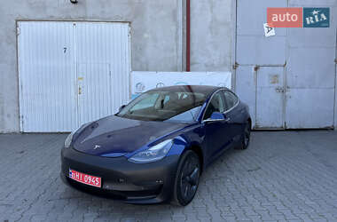 Седан Tesla Model 3 2018 в 