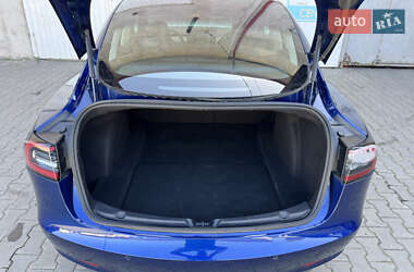 Седан Tesla Model 3 2018 в 