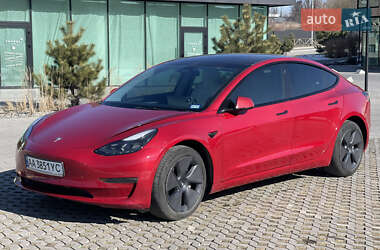 Седан Tesla Model 3 2022 в Львові