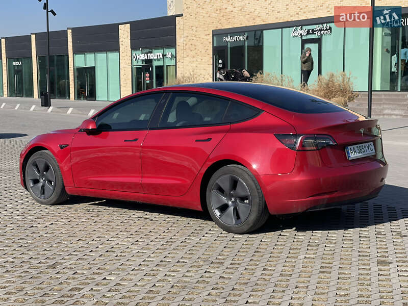 Седан Tesla Model 3 2022 в Львові фото 22 Седан Tesla Model 3 2022 в Львові
