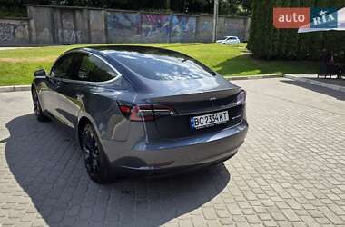 Седан Tesla Model 3 2018 в 
