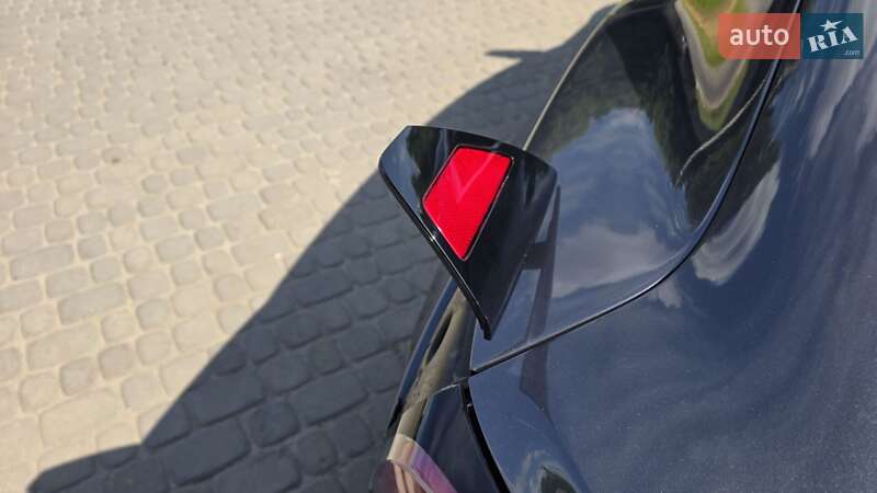 Седан Tesla Model 3 2018 в Львове фото 71 Седан Tesla Model 3 2018 в Львове
