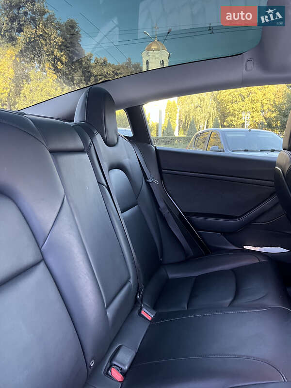 Седан Tesla Model 3 2022 в Полтаві фото 21 Седан Tesla Model 3 2022 в Полтаві