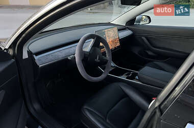 Седан Tesla Model 3 2018 в 