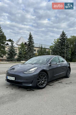 Седан Tesla Model 3 2018 в 