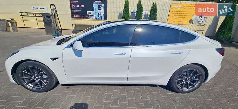 Седан Tesla Model 3 2019 в Одессе фото 4 Седан Tesla Model 3 2019 в Одессе