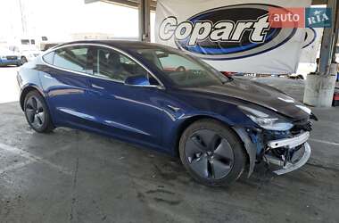 Седан Tesla Model 3 2019 в Києві