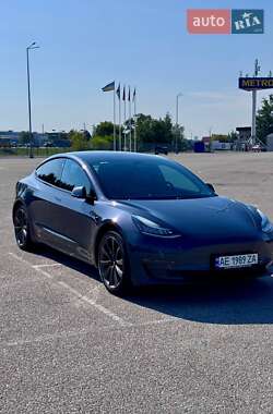 Седан Tesla Model 3 2020 в Дніпрі