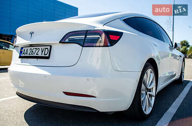 Седан Tesla Model 3 2018 в 