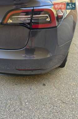 Седан Tesla Model 3 2018 в 