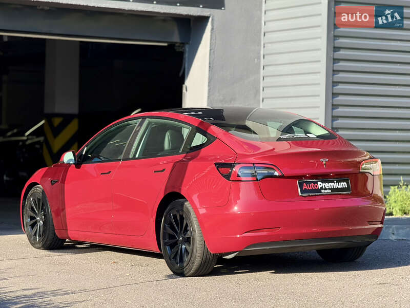 Седан Tesla Model 3 2022 в Харькове