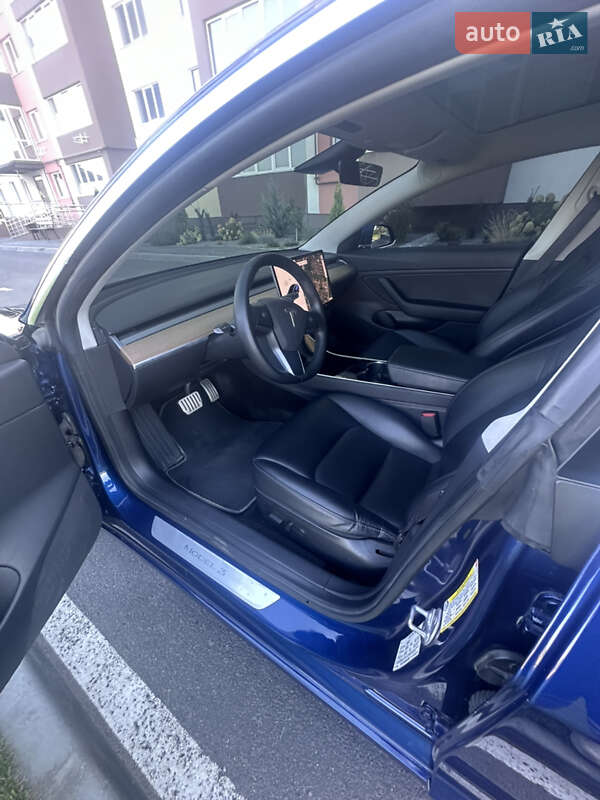 Седан Tesla Model 3 2019 в Дніпрі фото 5 Седан Tesla Model 3 2019 в Дніпрі