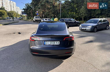 Седан Tesla Model 3 2018 в Киеве