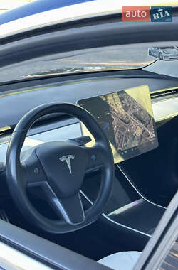 Седан Tesla Model 3 2018 в 