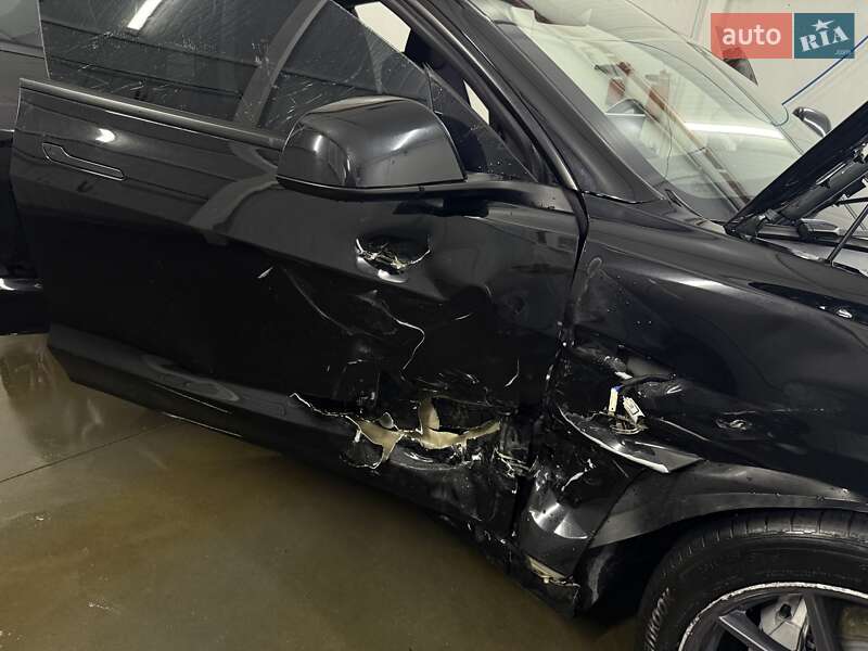 Седан Tesla Model 3 2023 в Дрогобыче