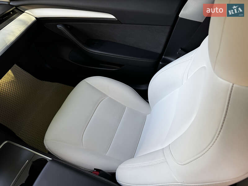 Седан Tesla Model 3 2022 в Харькове фото 28 Седан Tesla Model 3 2022 в Харькове