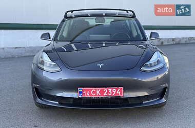 Седан Tesla Model 3 2019 в 