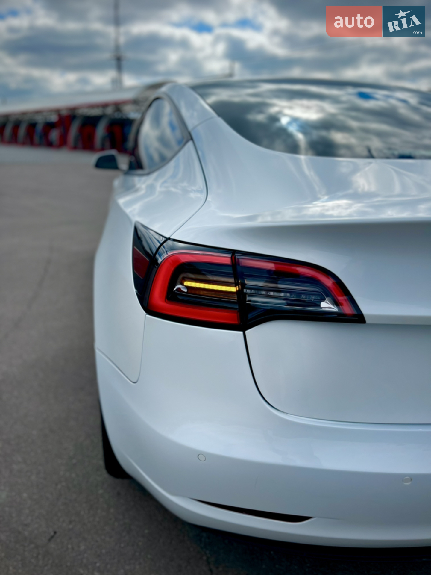 2021 Tesla Model 3 - мініатюра 4