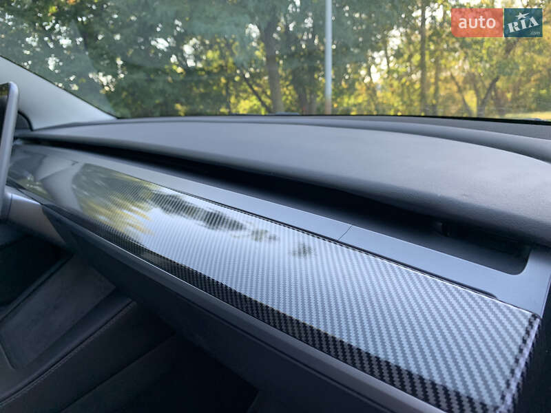 Седан Tesla Model 3 2022 в Киеве фото 40 Седан Tesla Model 3 2022 в Киеве