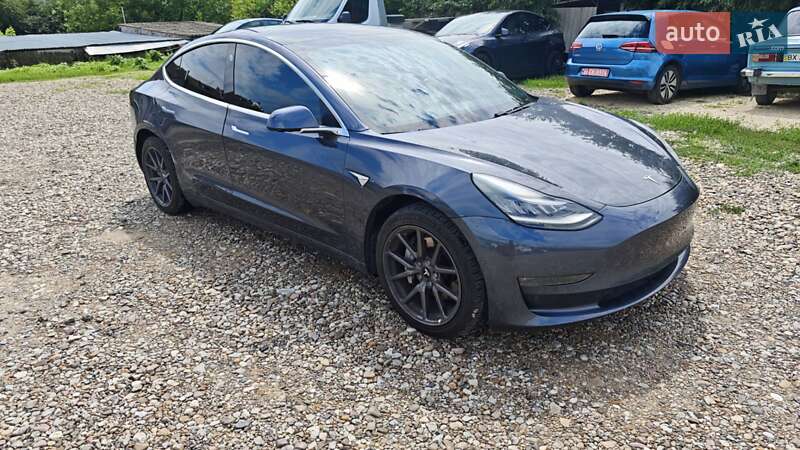 Седан Tesla Model 3 2019 в Кам'янець-Подільському
