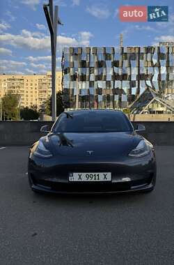 Седан Tesla Model 3 2018 в 