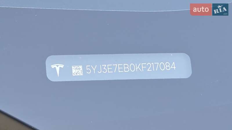 Седан Tesla Model 3 2019 в Одессе