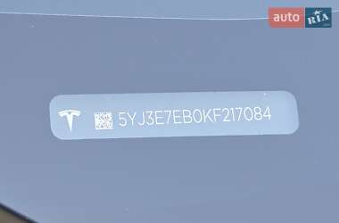 Седан Tesla Model 3 2019 в 