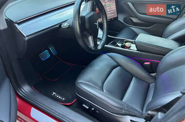 Седан Tesla Model 3 2018 в 