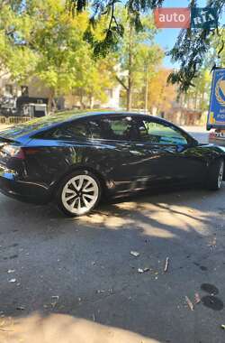 Седан Tesla Model 3 2020 в 
