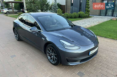 Седан Tesla Model 3 2019 в Києві