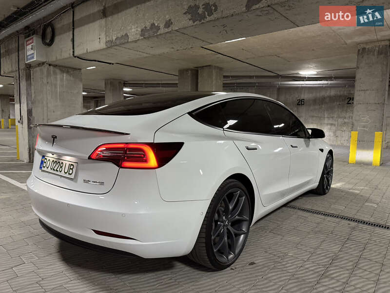 Седан Tesla Model 3 2018 в Тернополе фото 8 Седан Tesla Model 3 2018 в Тернополе