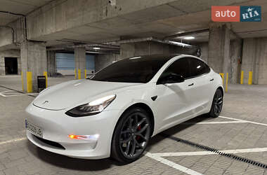 Седан Tesla Model 3 2018 в 