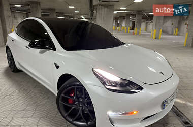 Седан Tesla Model 3 2018 в 