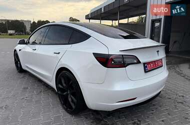 Седан Tesla Model 3 2019 в 