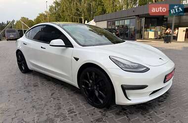 Седан Tesla Model 3 2019 в 